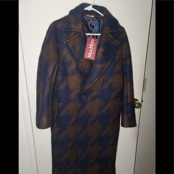 Beautiful Brand New Max Mara Wool And Mohair Coat